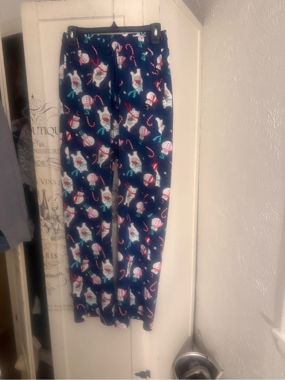 NWOT Adorable Wink Holiday/Christmas Modern Fit Scrub Pants